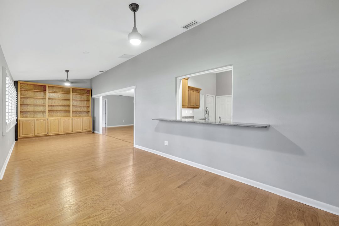 1204 S Brandywine Cir, Fort Myers, FL 33919