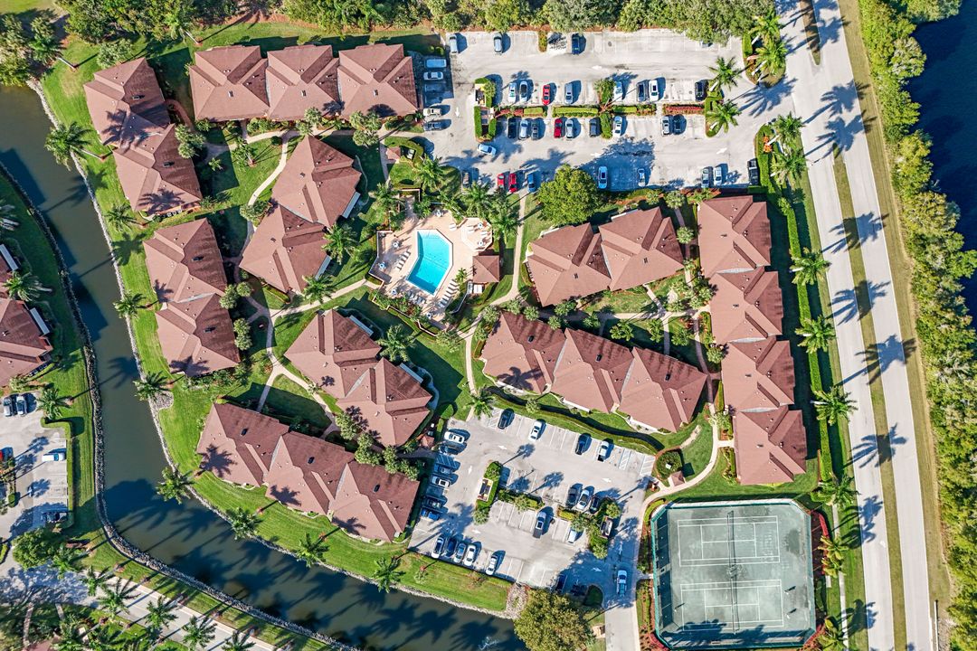 1508 Mainsail Dr, Naples, FL 34114