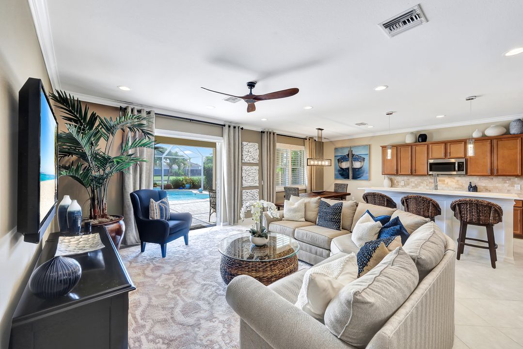 14554 Lanier Ct, Naples, FL 34114