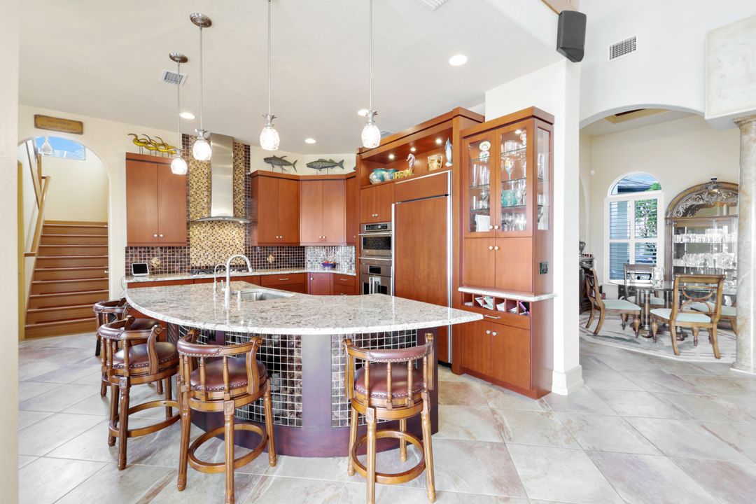 1506 Hermitage Ln, Cape Coral, FL 33914