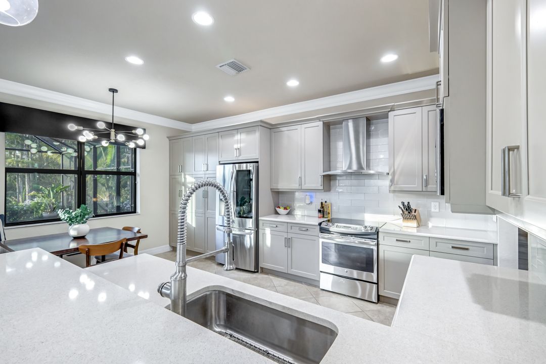 11732 Meadowrun Cir, Fort Myers, FL 33913