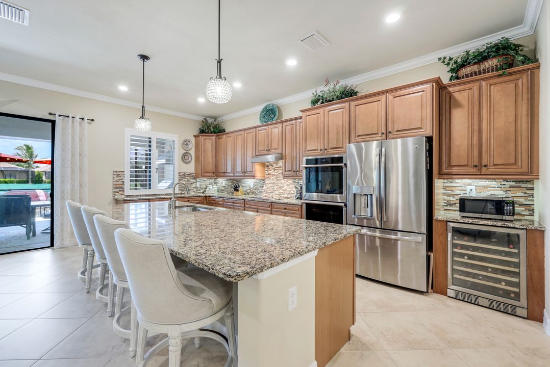 28102 Edenderry Ct, Bonita Springs, FL 34135