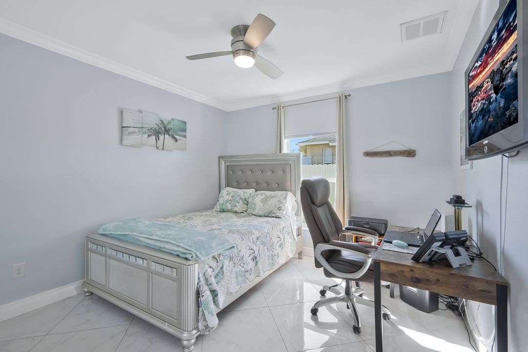 603 SW 12th Terrace, Cape Coral, FL 33991