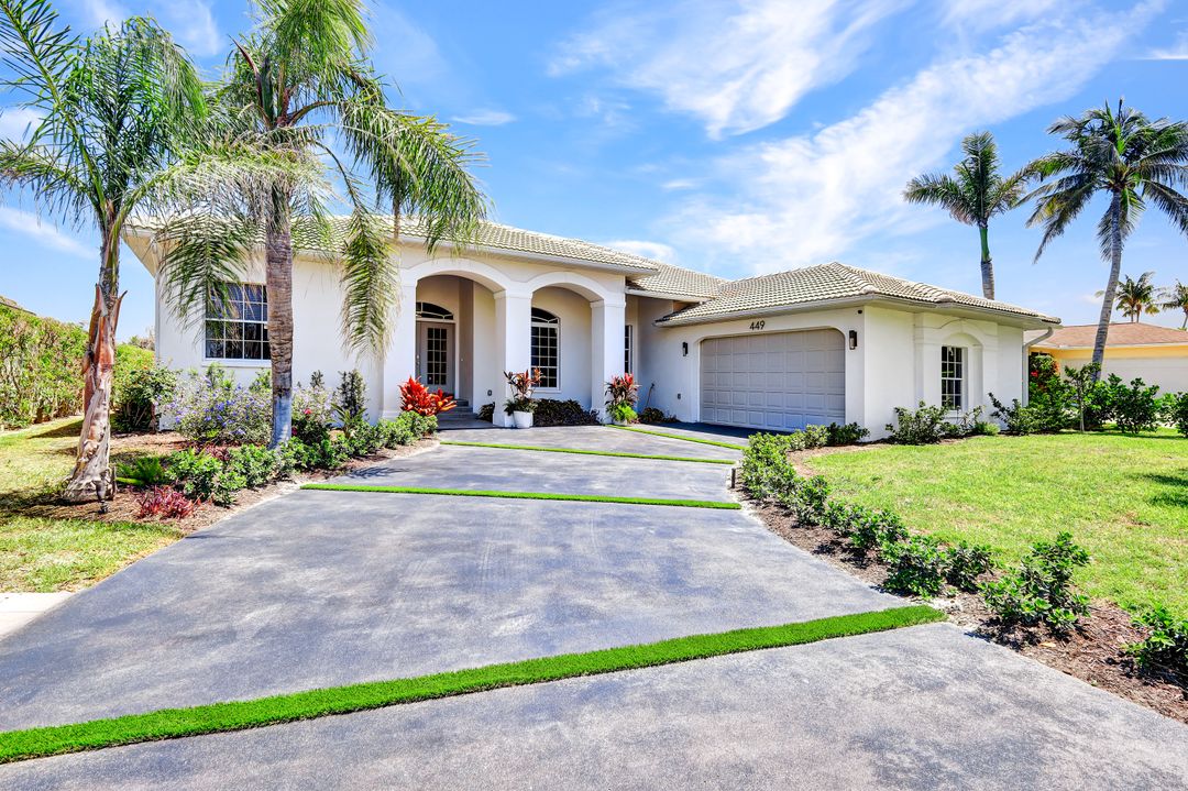 449 Heron Ave, Naples, FL 34108