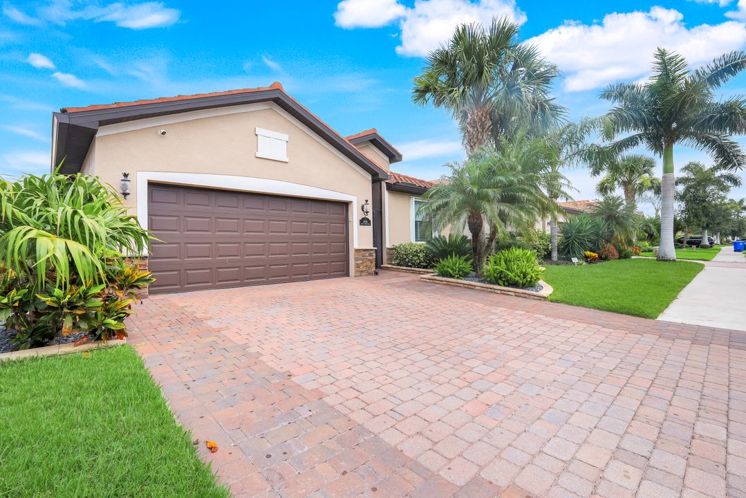 8980 Water Tupelo Rd, Fort Myers, FL 33912