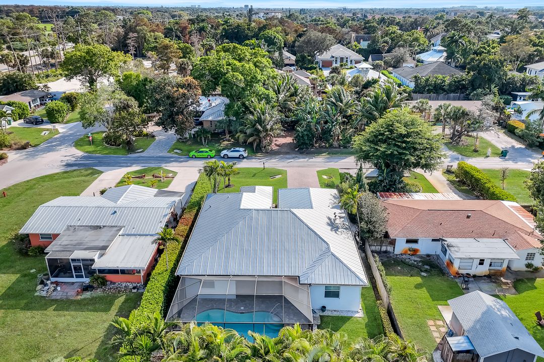 1371 Michigan Ave, Naples, FL 34103