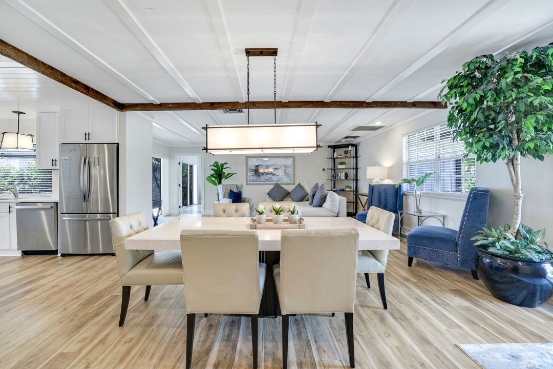 400 S Barfield Dr, Marco Island, FL 34145