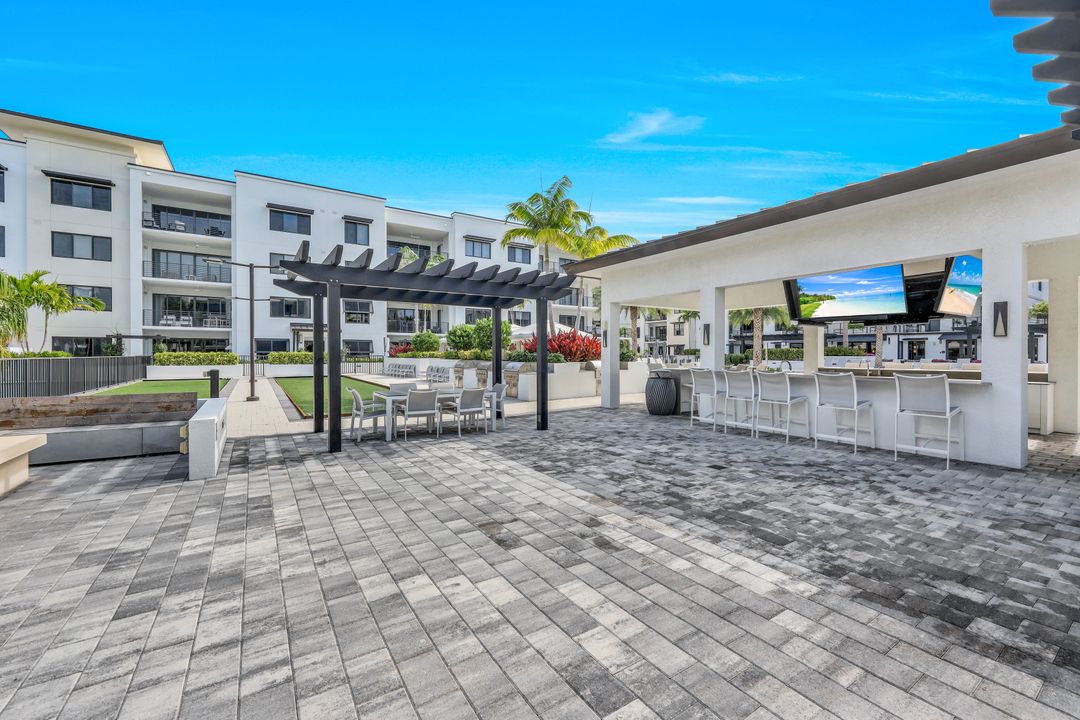 1111 Central Ave #514, Naples, FL 34102