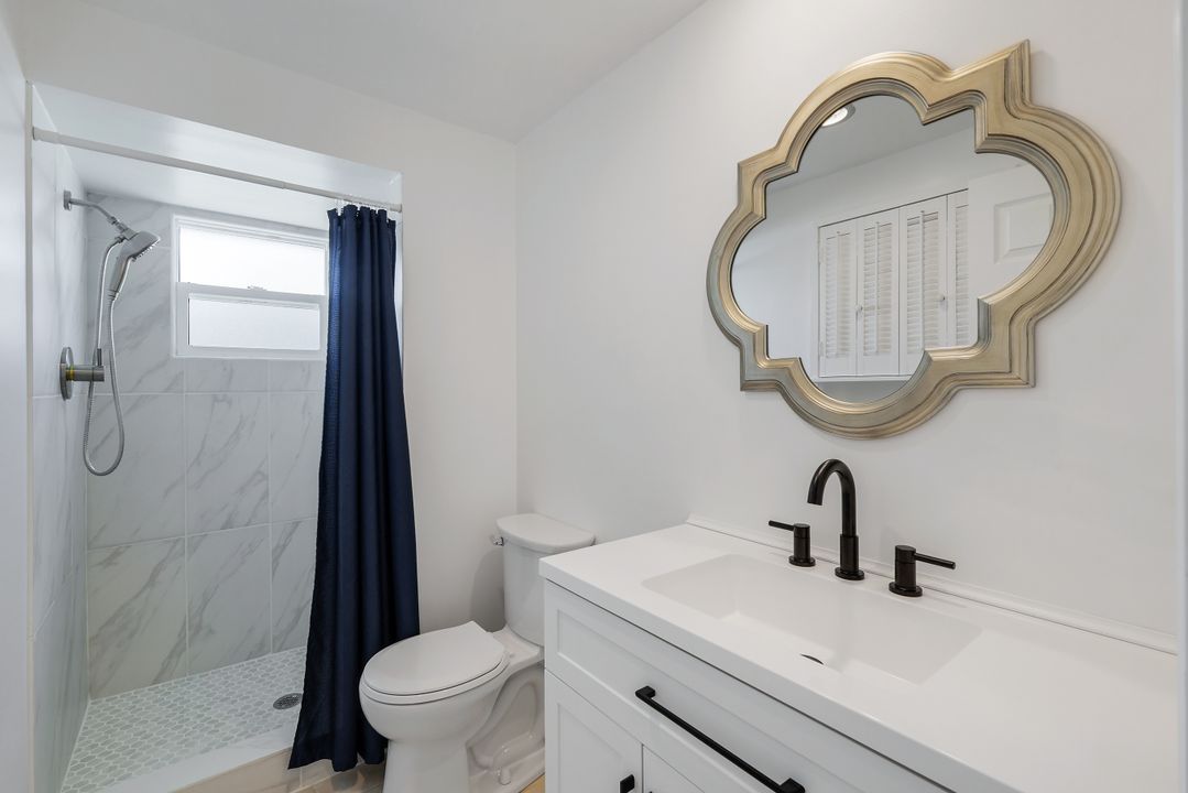 11330 Linda Loma Dr, Fort Myers, FL 33908