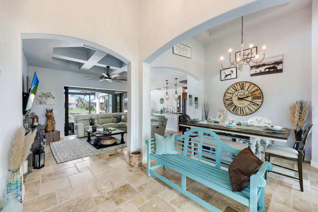 208 SW 15th St, Cape Coral, FL 33991