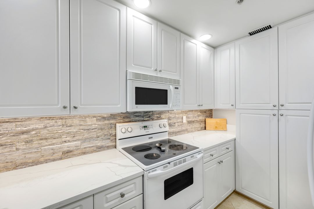 2090 Matecumbe Key Rd UNIT 1404, Punta Gorda, FL 33955