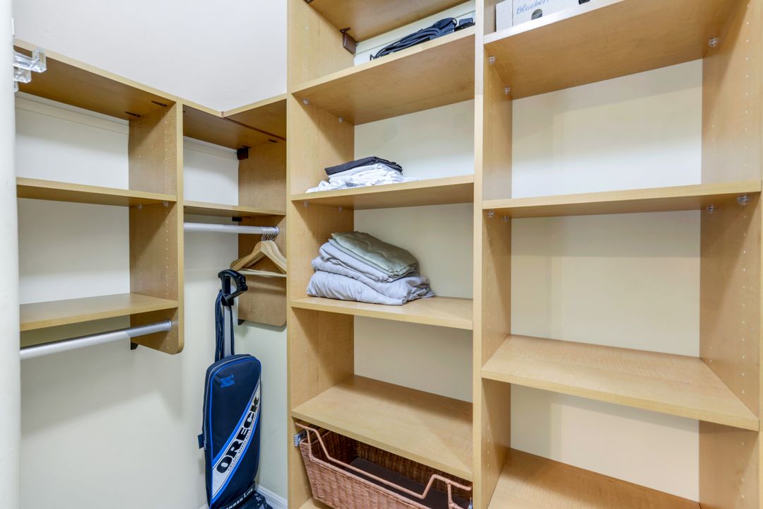 1445 Tiffany Ln #202, Naples, FL 34105