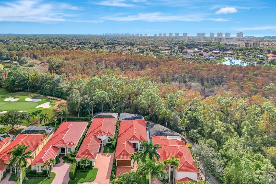 1282 Via Portofino, Naples, FL 34108