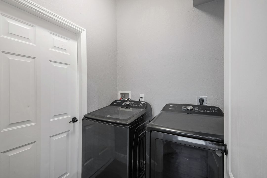 8715 Pegasus Dr, Lehigh Acres, FL 33971