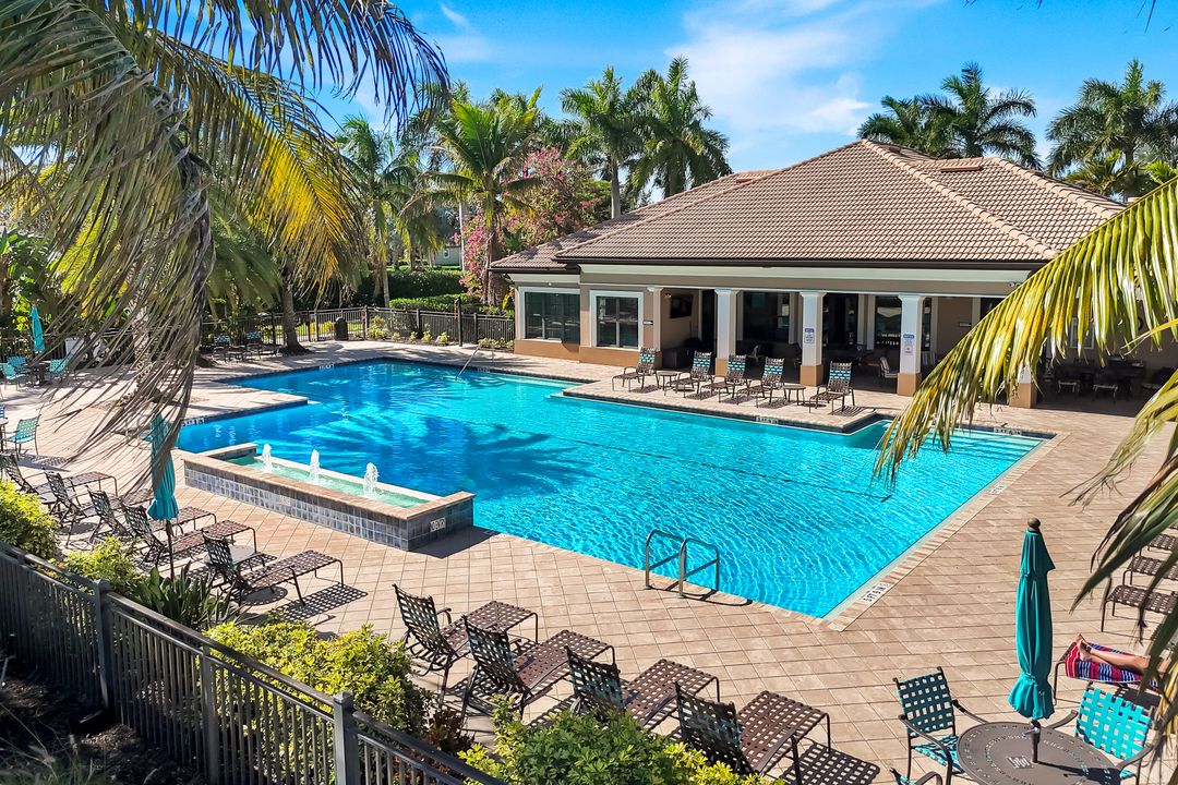 11087 St. Roman Way, Bonita Springs, FL 34135