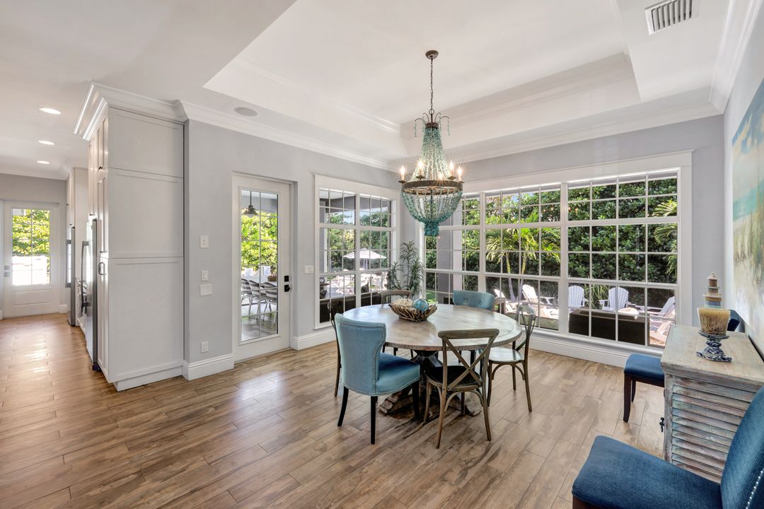 5288 Sand Dollar Ln, Naples, FL 34103