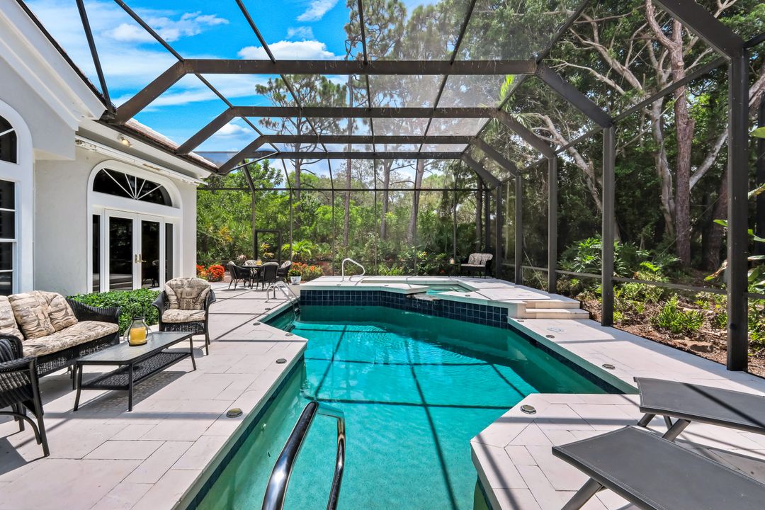 15248 Devon Green Ln, Naples, FL 34110