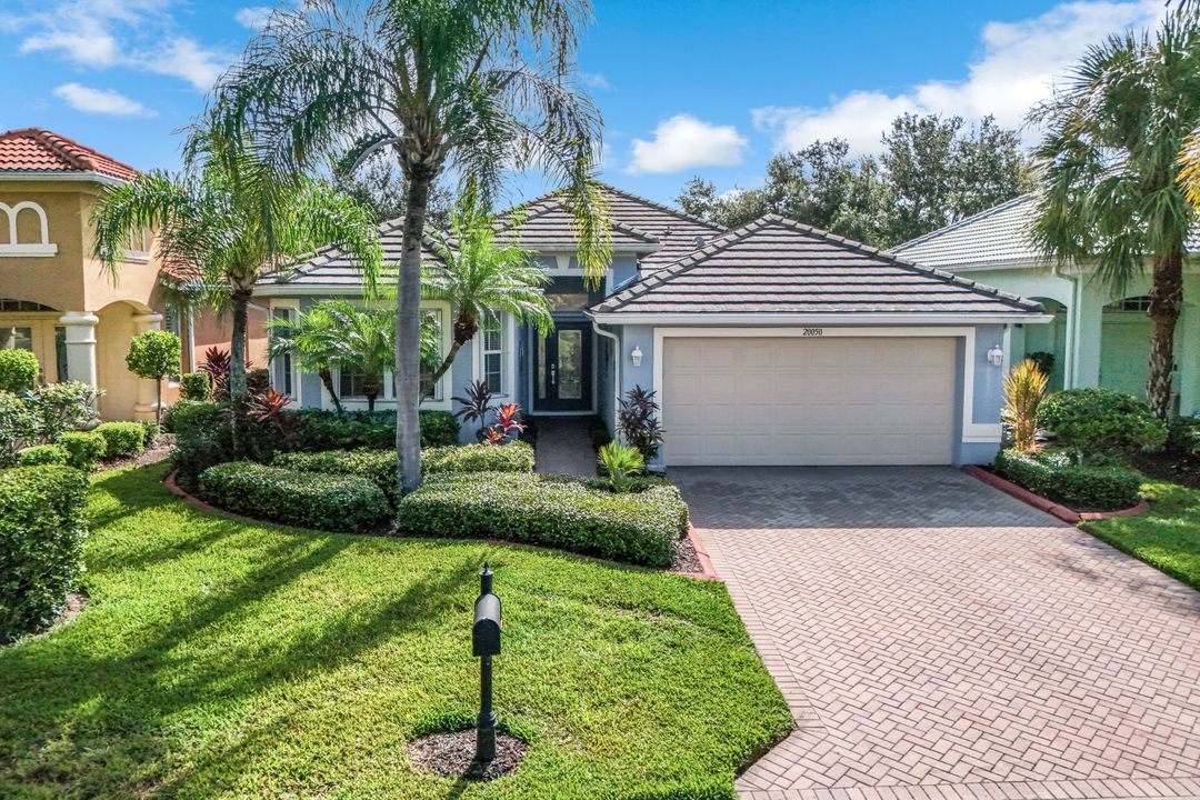 20050 Rookery Dr, Estero, FL 33928