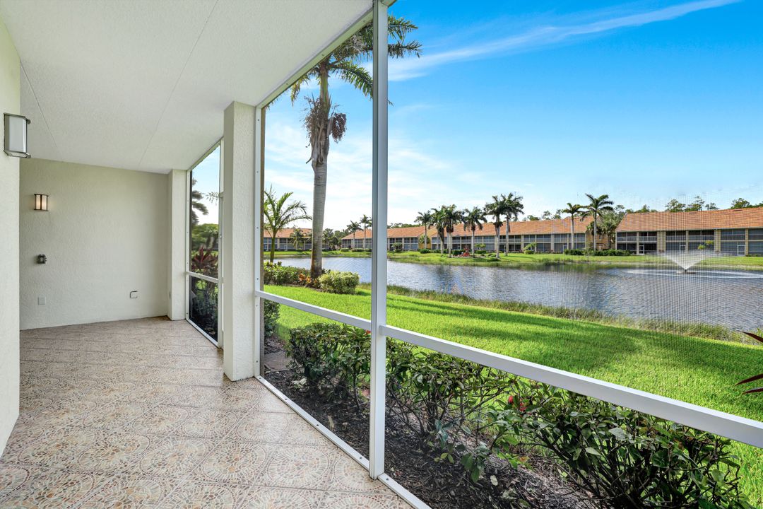 2386 Magnolia Ave #15, Naples, FL 34112