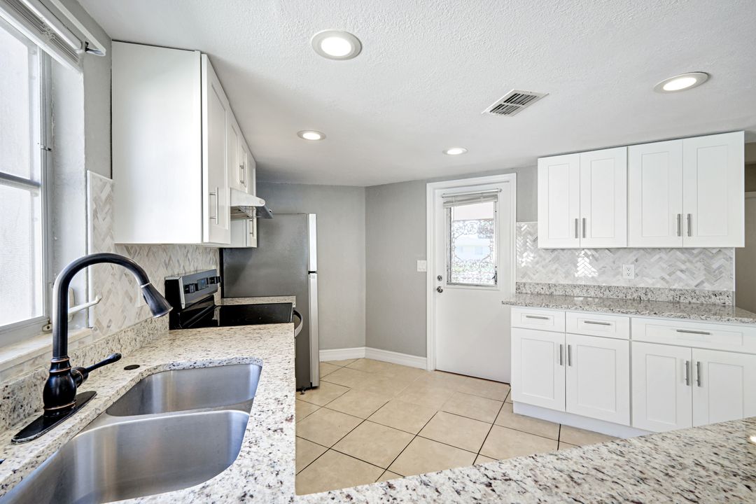 321 Dania St, Lehigh Acres, FL 33936