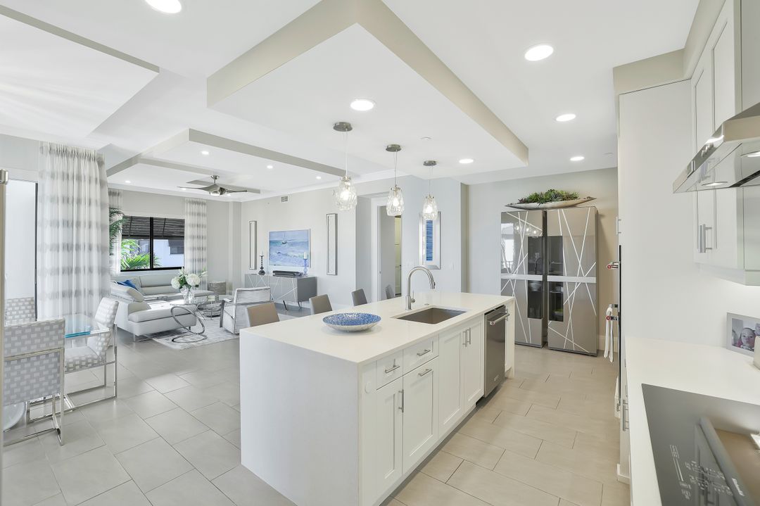 1035 3rd Ave S #402, Naples, FL 34102