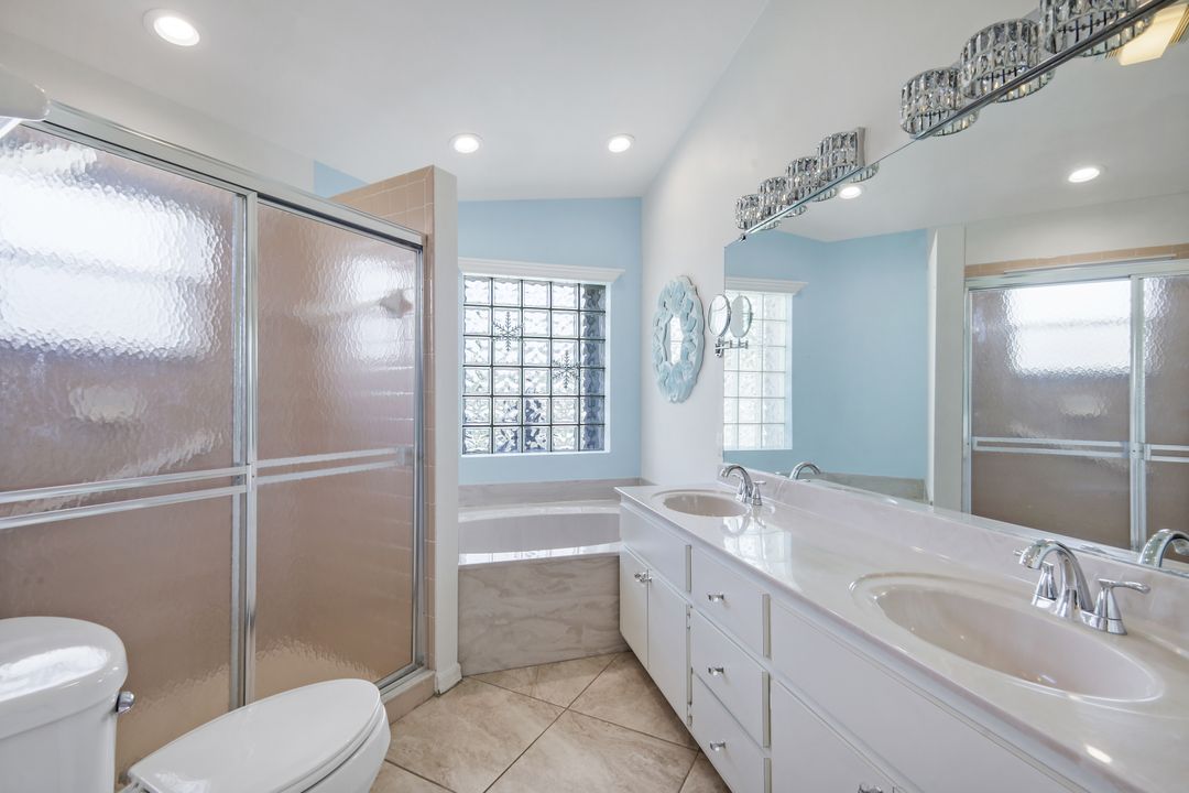 17740 Pineapple Palm Ct, North Fort Myers, FL 33917