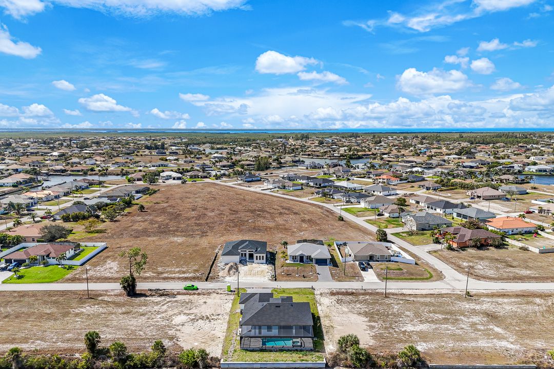 1925 NW 34th Pl, Cape Coral, FL 33993