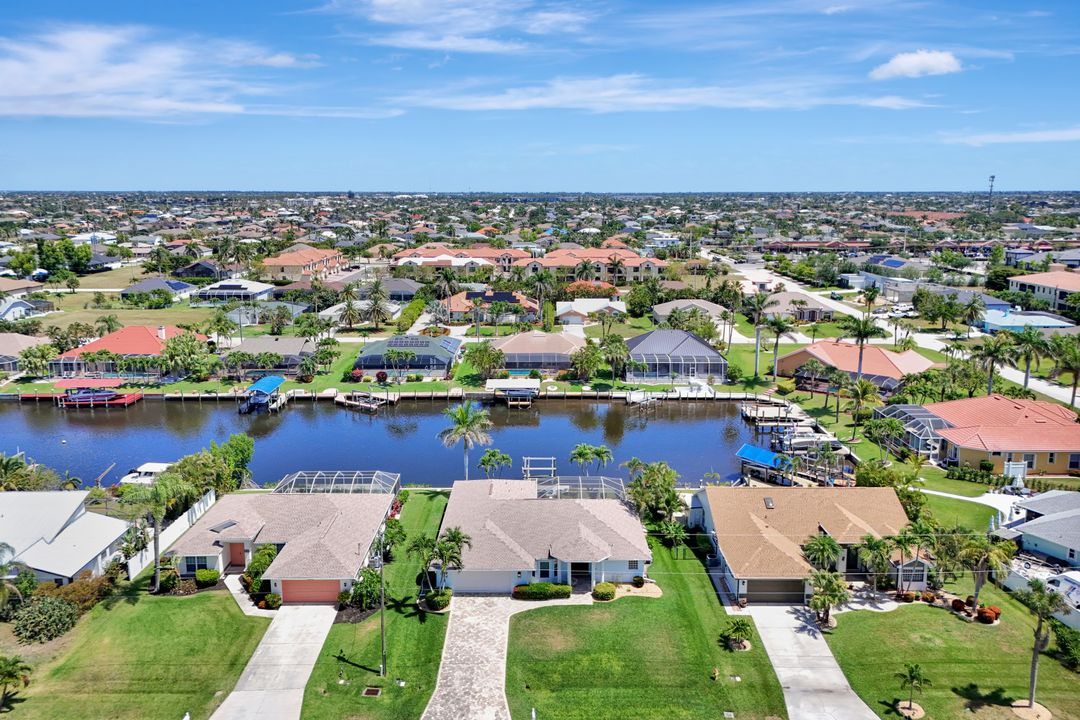 1813 SW 49th Terrace, Cape Coral, FL 33914