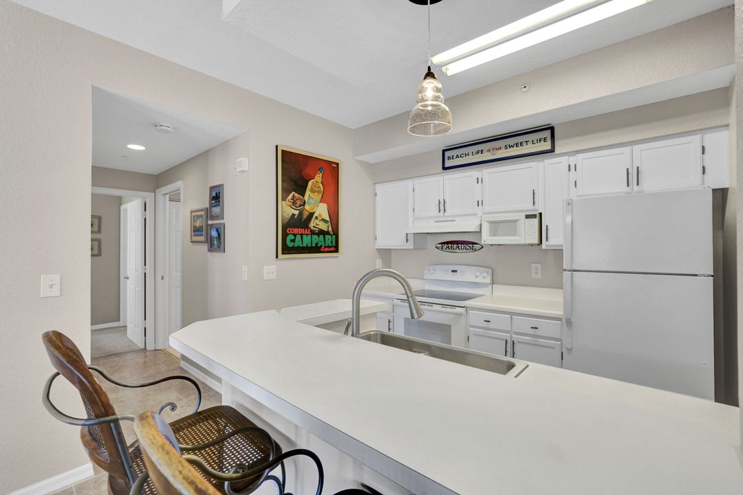 4625 St Croix Ln #1118, Naples, FL 34109