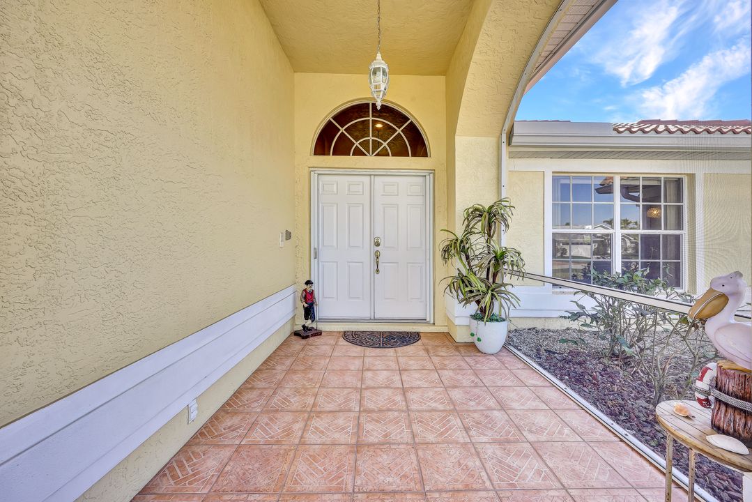 1046 SW 57th St, Cape Coral, FL 33914