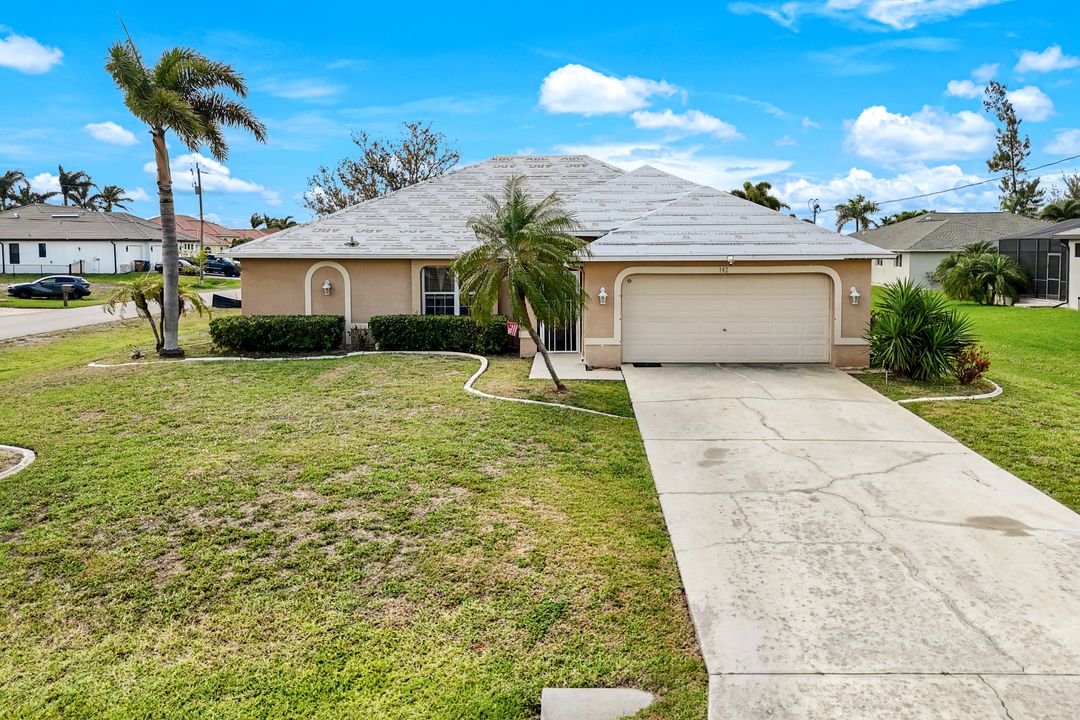 142 SW 34th Pl, Cape Coral, FL 33991