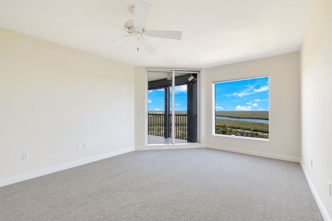 1060 Borghese Ln #1402, Naples, FL 34114