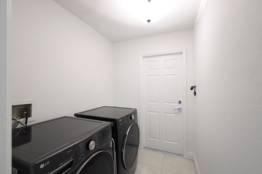 13470 Bridgeford Ave, Bonita Springs, FL 34135