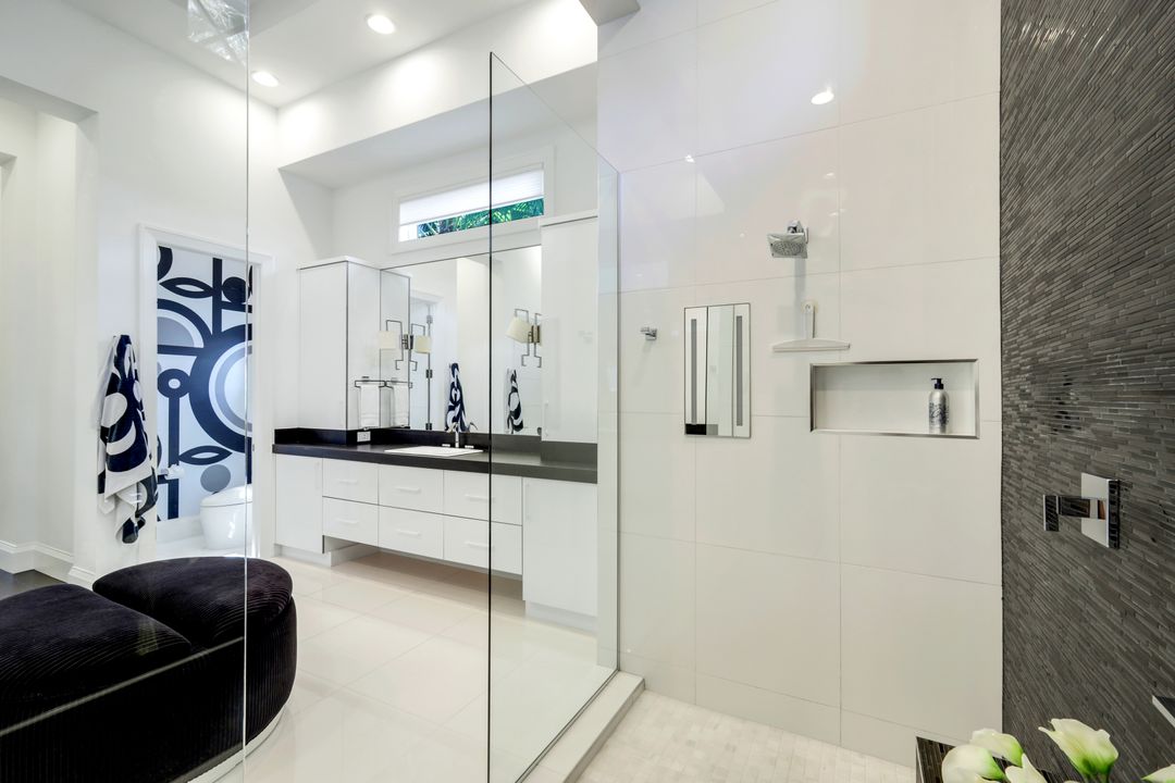 16438 Seneca Way, Naples, FL 34110