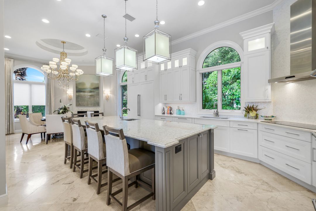 12338 Collier's Reserve Dr, Naples, FL 34110