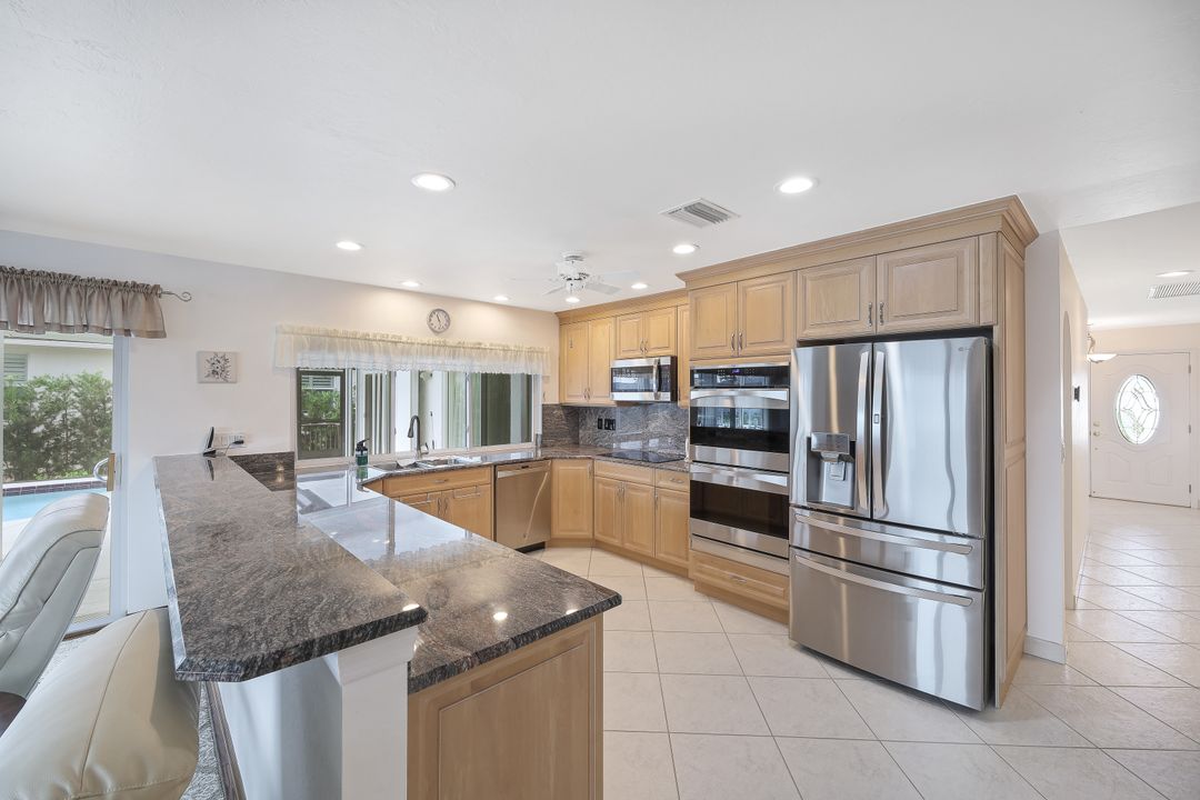 1129 Dana Ct, Marco Island, FL 34145