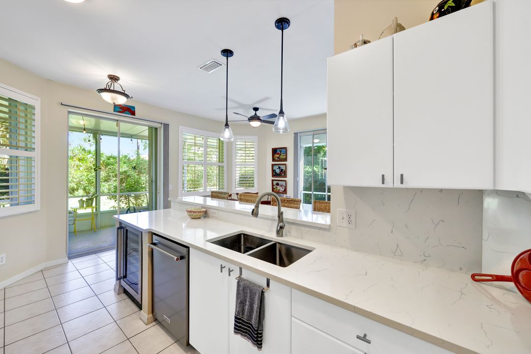 9331 Lake Abby Ln, Bonita Springs, FL 34135