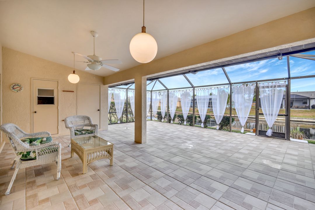 1705 SE 7th St, Cape Coral, FL 33990