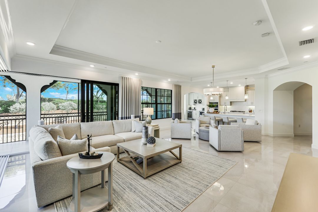 16347 Viansa Wy #202, Naples, FL 34110