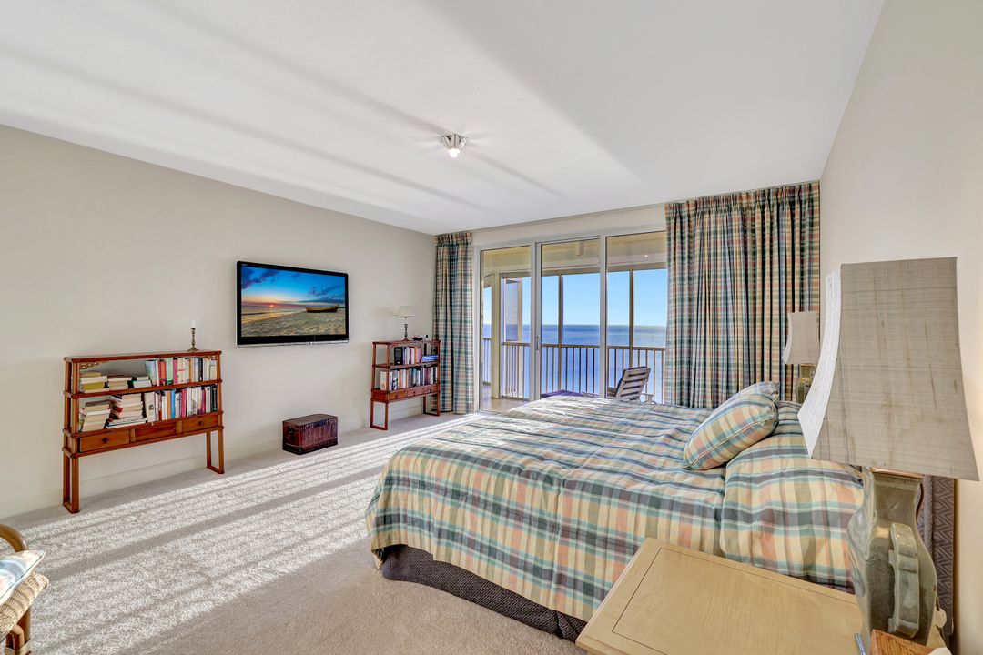 8111 Bay Colony Dr #1102, Naples, FL 34108