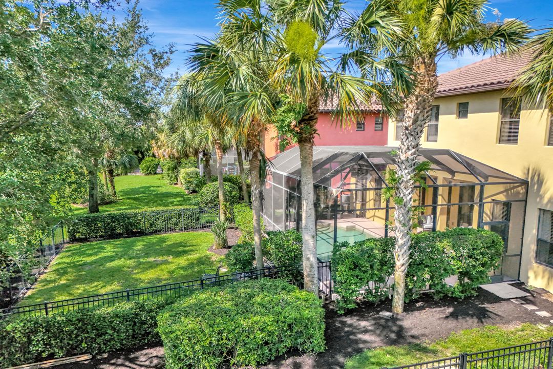 12693 Kentwood Ave, Fort Myers, FL 33913