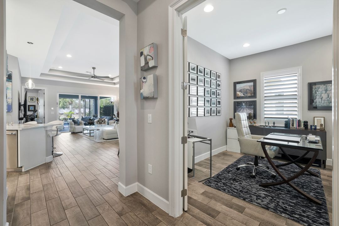 5811 Haiti Dr, Naples, FL 34113