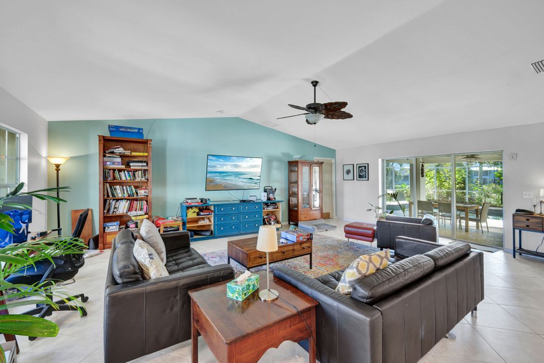 9032 Irving Rd, Fort Myers, FL 33967