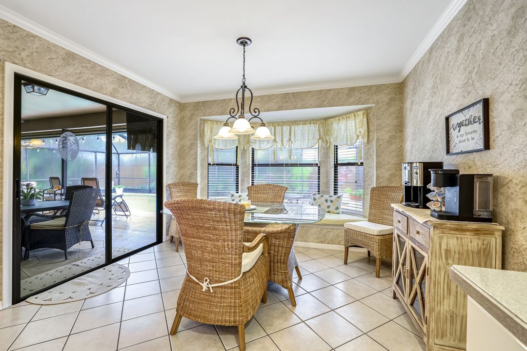 3097 Round Table Ct, Naples, FL 34112