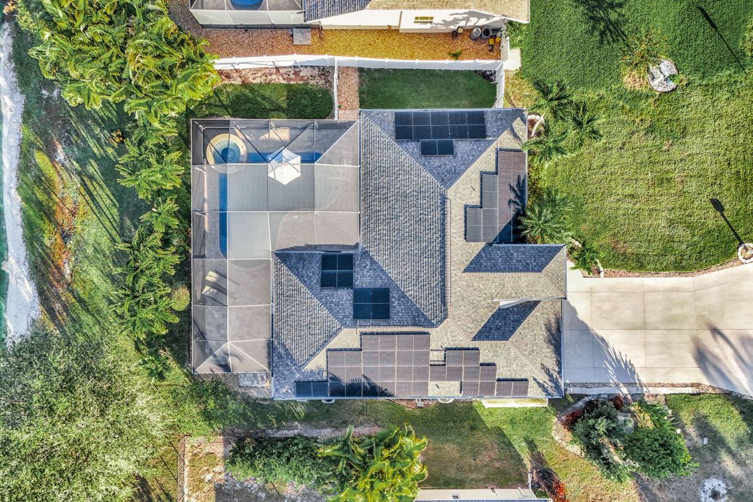 11631 Red Hibiscus Dr, Bonita Springs, FL 34135