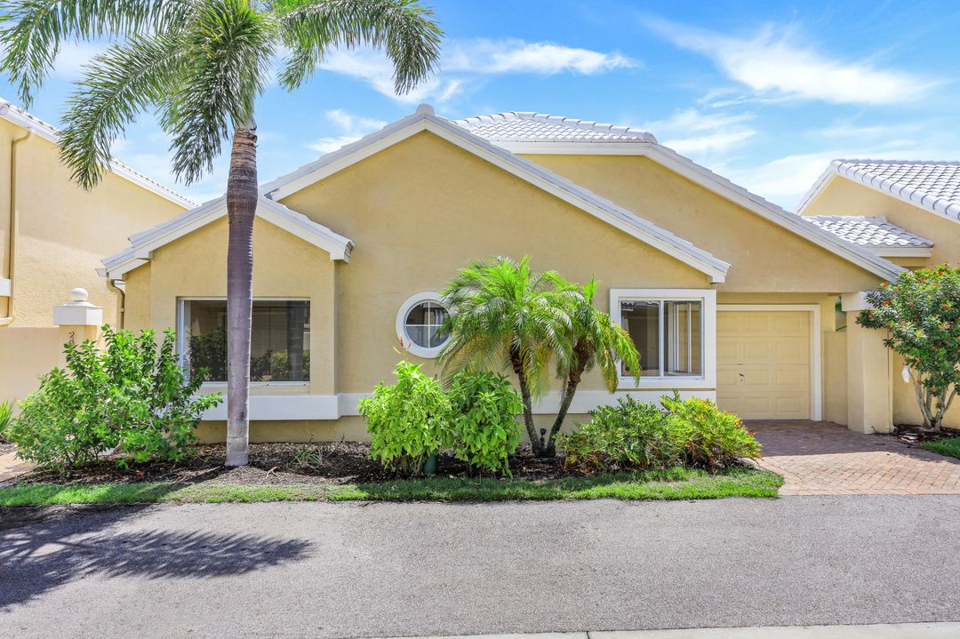 28759 Carmel Way, Bonita Springs, FL 34134