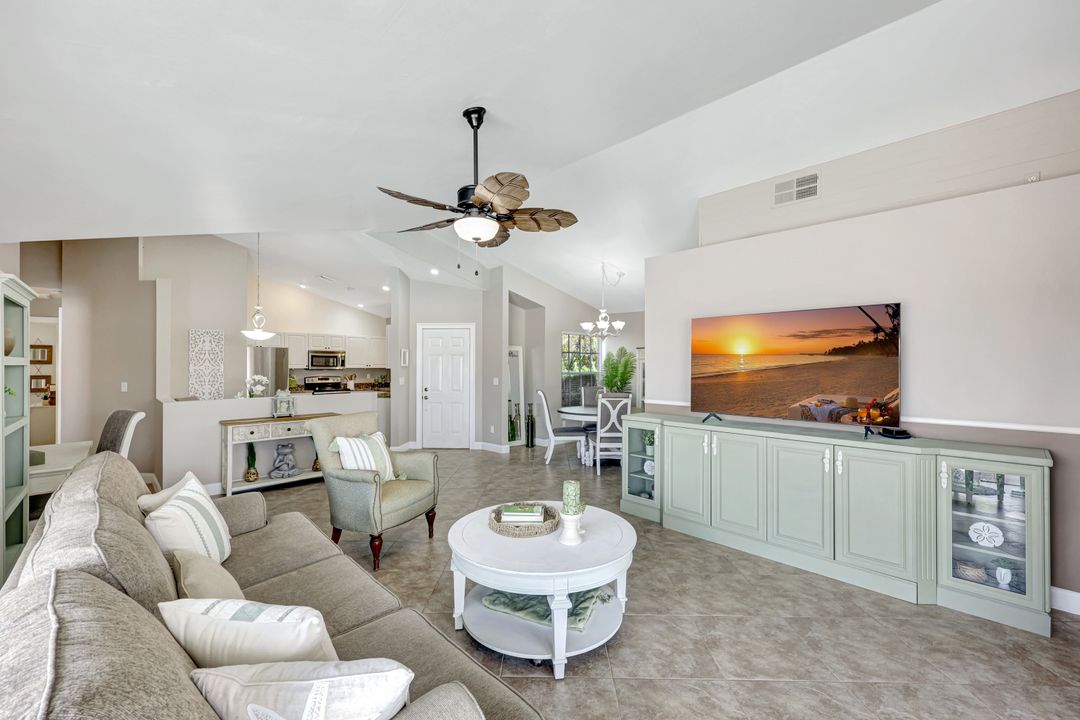 11043 Longshore Way W, Naples, FL 34119