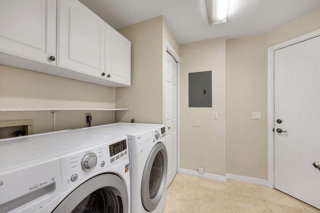 7756 Gardner Dr #102, Naples, FL 34109
