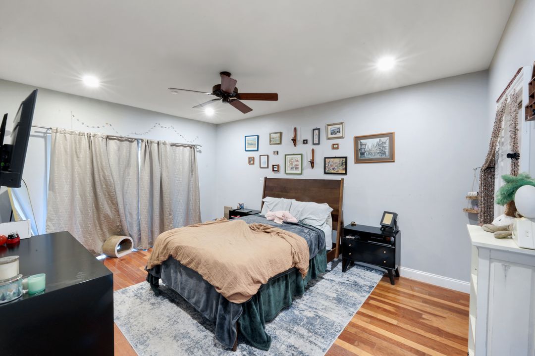 13731 E Terry St, Bonita Springs, FL 34135