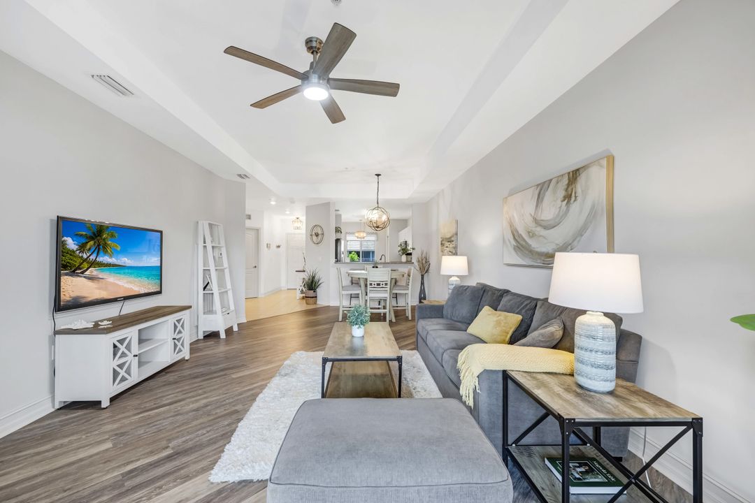 7827 Regal Heron Cir #302, Naples, FL 34104